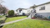 1939 39th Avenue - Photo 4