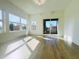 22577 Royal Crescent - Photo 17