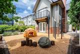 9728 Alexandra Road - Photo 18