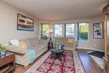 1038 Walls Avenue - Photo 5