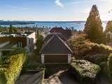 2198 Rosebery Avenue - Photo 1