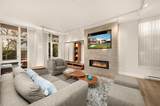 595 Beach Crescent - Photo 7