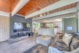 466 Kings Road - Photo 10