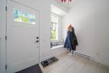 3552 Victoria Drive - Photo 3