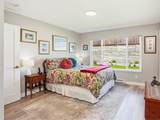 1024 Celia Crescent - Photo 16