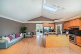 735 Schoolhouse Street - Photo 9
