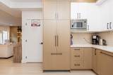 3896 Welwyn Street - Photo 9