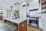 4990 Sherbrooke Street - Photo 10