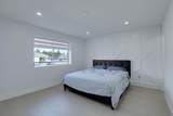 1876 King George Boulevard - Photo 24