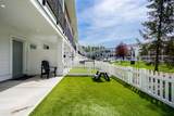 8545 Maplewood Road - Photo 32