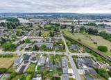 2233 Edinburgh Street - Photo 24