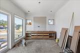 33203 Pinchbeck Avenue - Photo 5