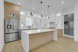 15371 94 Avenue - Photo 8