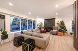 1409 Windsor Crescent - Photo 7