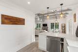 6129 Sechelt Inlet Road - Photo 18