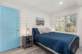 6129 Sechelt Inlet Road - Photo 22