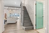 6129 Sechelt Inlet Road - Photo 28