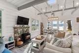6129 Sechelt Inlet Road - Photo 3