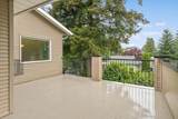 34028 Walnut Avenue - Photo 11