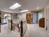 6283 Sechelt Inlet Road - Photo 20