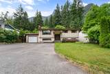 260 Robertson Crescent - Photo 2