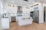 1533 Manning Avenue - Photo 8