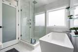 10598 124 Street - Photo 20