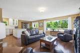 120 Robertson Crescent - Photo 10
