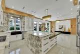 10660 Roselea Crescent - Photo 13