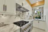 10660 Roselea Crescent - Photo 18