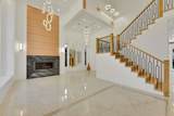 10660 Roselea Crescent - Photo 3