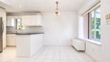 3211 Queens Avenue - Photo 7