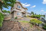 331 61st Avenue - Photo 4