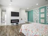 19765 38 Avenue - Photo 32