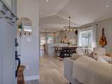 6078 Kingbird Avenue - Photo 10