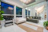 5876 Buckingham Avenue - Photo 10