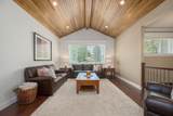 825 Robinson Street - Photo 2