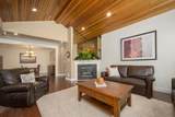 825 Robinson Street - Photo 3