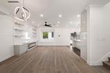 812 Montroyal Boulevard - Photo 4