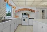 8660 Fairfax Crescent - Photo 14