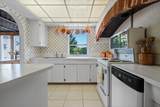 8660 Fairfax Crescent - Photo 15