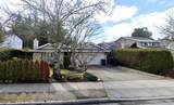 1909 E Southmere Crescent - Photo 1