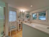 6005 Sechelt Inlet Road - Photo 19