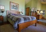 574 Arbutus Road - Photo 18