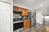 8995 Trattle Street - Photo 11