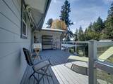 6088 Sechelt Inlet Road - Photo 29
