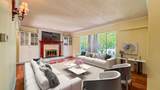 8200 Rosebank Crescent - Photo 3