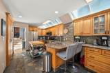 1246 Oxford Street - Photo 13