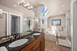 1246 Oxford Street - Photo 24