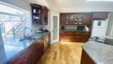 2577 Sunnyside Crescent - Photo 4